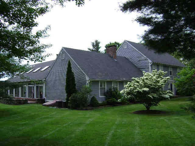 Building photograph for 203 CARMEL HILL RD N